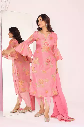 Women floral printed bell sleeves kurta dhoti pants with dupatta set