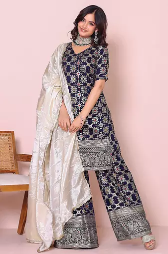 Women ethnic motifs woven design kurta with sharara & dupatta