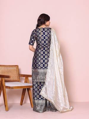 Women ethnic motifs woven design kurta with sharara & dupatta 3