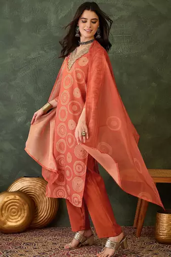 Women rust orange printed kurta set with dupatta