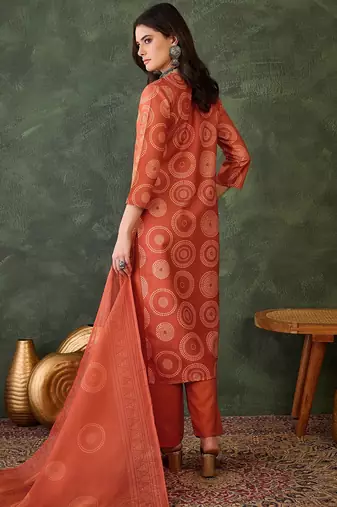 Women rust orange printed kurta set with dupatta