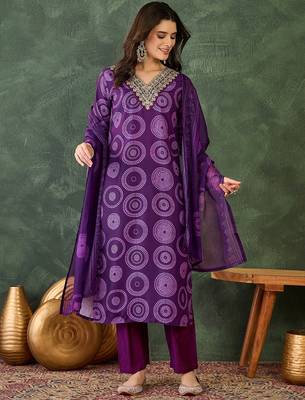 Women purple printed kurta set with dupatta 1