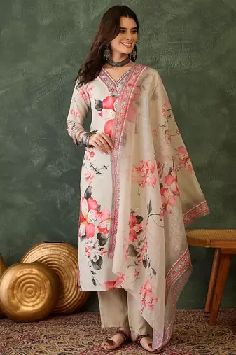 Women cream floral printed kurta set with printed dupatta