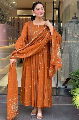 Elegant rust kurta set with embroidered dupatta