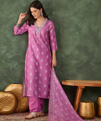 Mauve all-over print kurta pant set for women 5
