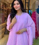 Women lavender embroidered kurta set with dupatta