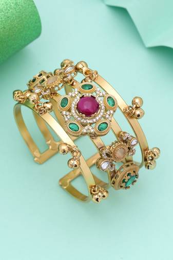 Rani & green color american diamond bracelet