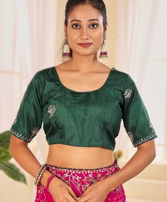 Fancy red rani colour bandhani catalogue with gotta embroidery 4