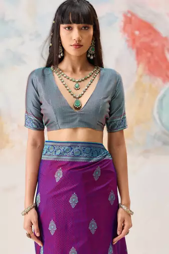 Elegant silk blend-blend saree for festive & party wear