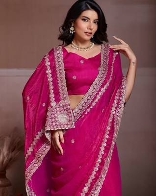 Captivating pink fendy chiffon c-pallu embroidery work border saree with mono banglory silk blouse 2