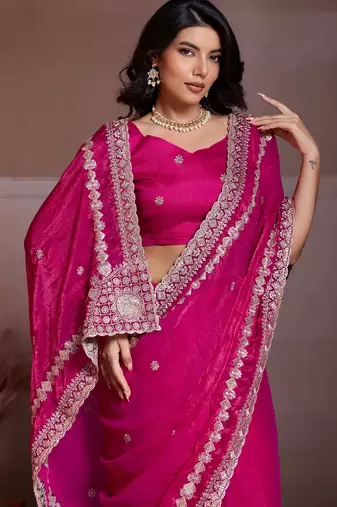 Captivating pink fendy chiffon c-pallu embroidery work border saree with mono banglory silk blouse