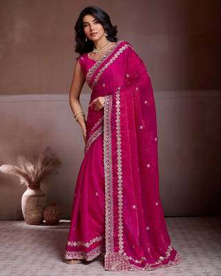 Captivating pink fendy chiffon c-pallu embroidery work border saree with mono banglory silk blouse 3