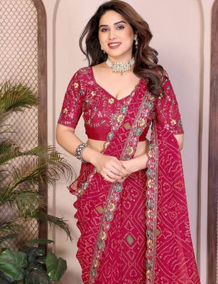 Agreeable pink georgette bandhej print with cutwork lace border saree with mono banglory silk blouse 2
