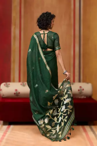 green pure munga art silk blend weaving saree with organza weaving pallu