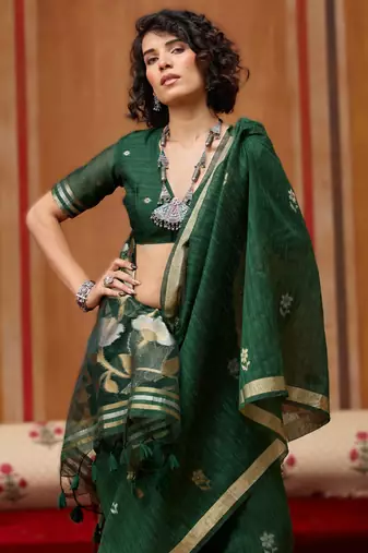 green pure munga art silk blend weaving saree with organza weaving pallu