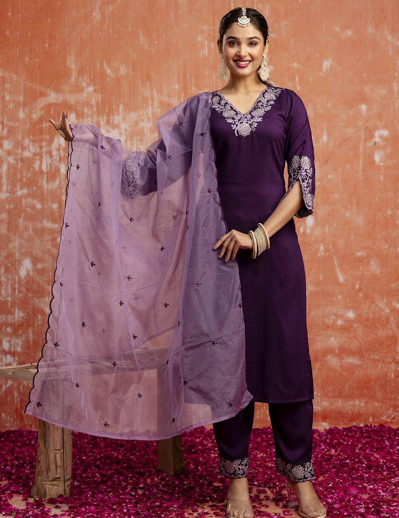 Women's embroidered silk blend kurta pant sets with dupatta
