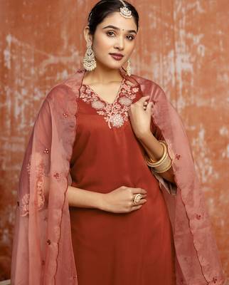 Women's embroidered silk blend kurta pant sets with dupatta 3