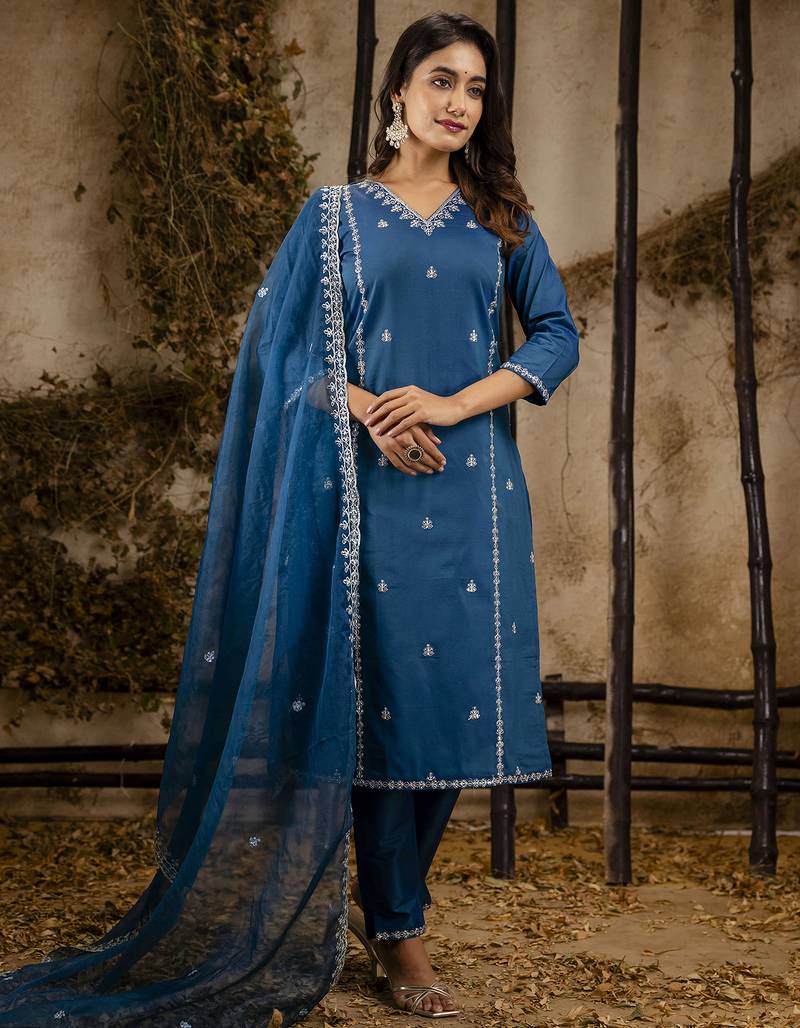 Women's embroidered silk blend kurta pant sets with dupatta