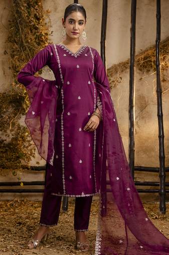 Women's embroidered silk blend kurta pant sets with dupatta