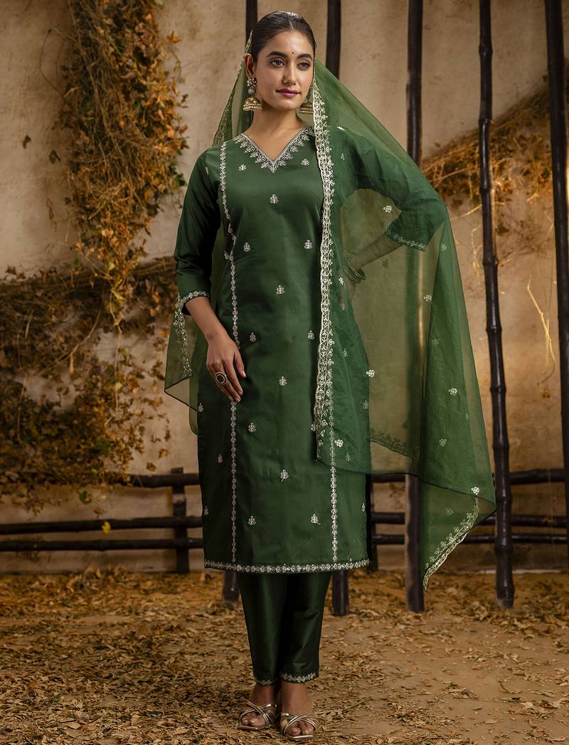 Women's embroidered silk blend kurta pant sets with dupatta