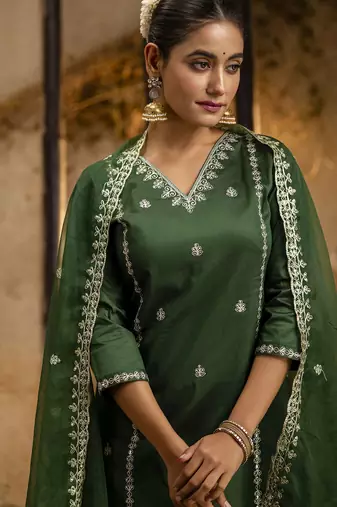 Women's embroidered silk blend kurta pant sets with dupatta