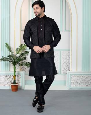 Black jacquard 3 peice kurta jacket set for men 1