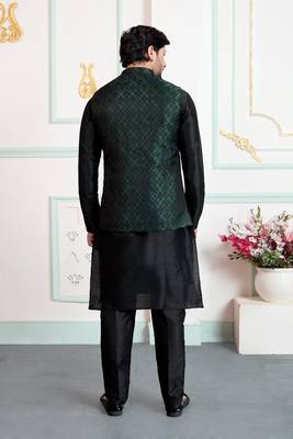 Green jacquard 3 peice kurta jacket set for men 3
