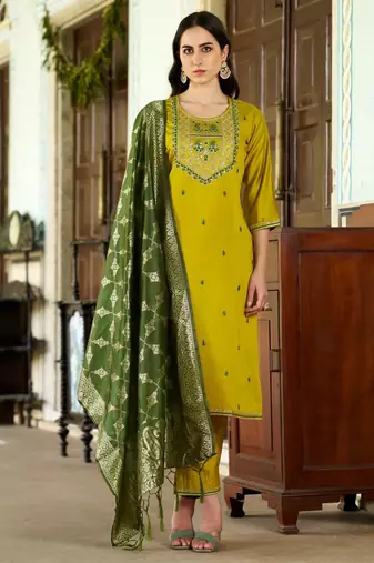 Women's cotton blend sequins embroidered kurta pant with dupatta set