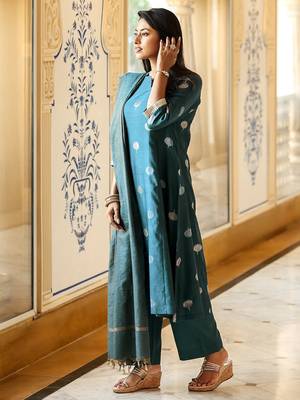 Women's art silk woven motiff kurta pant with dupatta set 2
