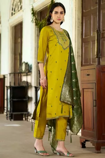 Women's cotton blend sequins embroidered kurta pant with dupatta set