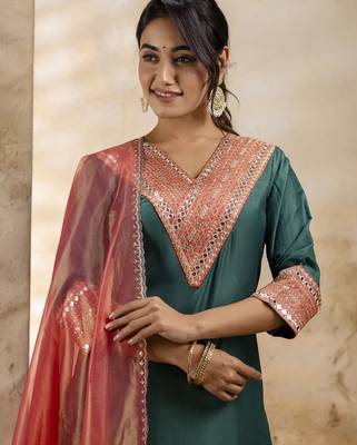 Women's embroidered silk blend kurta pant sets with dupatta 3