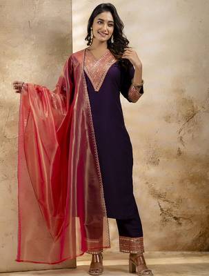 Women's embroidered silk blend kurta pant sets with dupatta 1