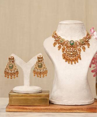 Gold plated kundan green stones necklace set 2
