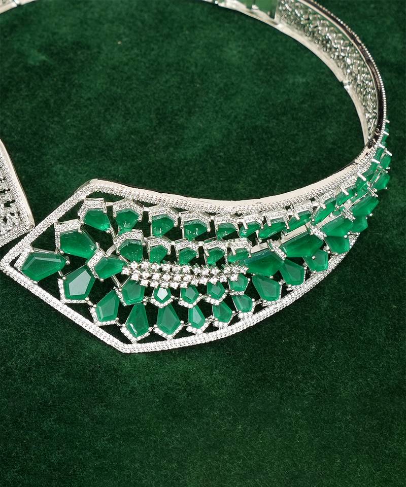 Zircon green stones necklace set