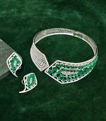 Zircon green stones necklace set