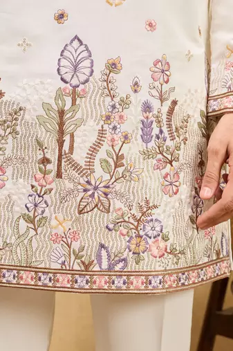 WHITE VISCOSE SILK THREAD & SEQUINS EMBROIDERED WORK WEDDING FESTIVAL MARRIAGE PARTY WEAR STRAIGHT MENS KURTA