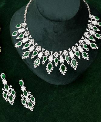 Zircon green stones necklace set 1