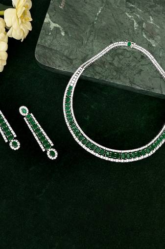 Zircon Emerald Green stones necklace set