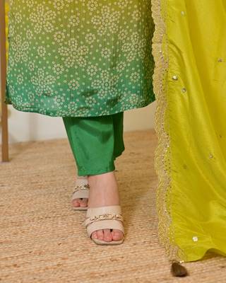 chinon yellow and green bandhani print suit 3