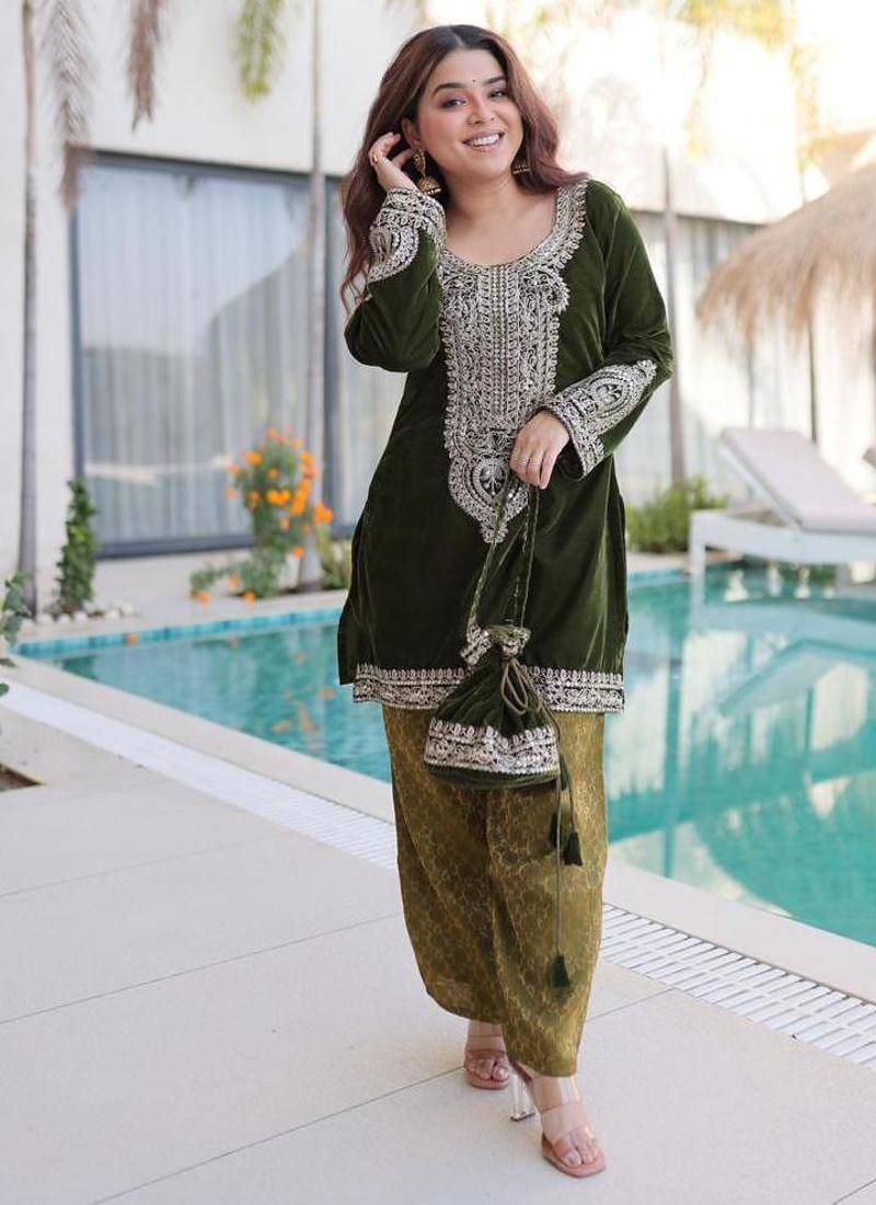 Olive green velvet embroidered kurta set for women