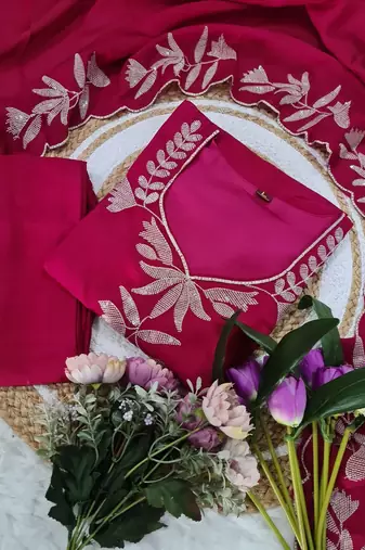 Embroidered pink silk blend Kurta Set with Dupatta