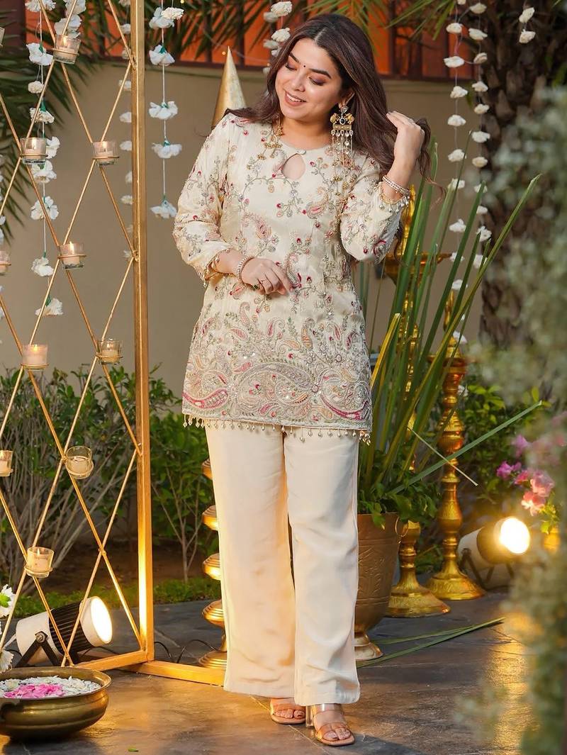 Women's silk traditional motiff designer kurta pant set