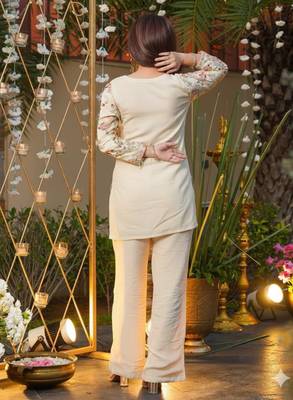 Women's silk traditional motiff designer kurta pant set 4