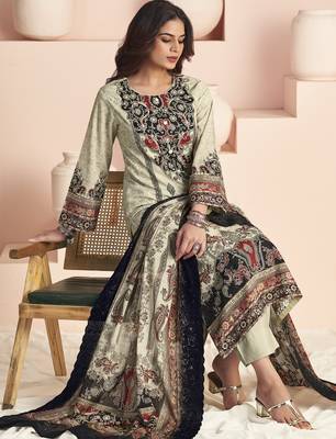 off white lawn cotton digital printed dress material 2