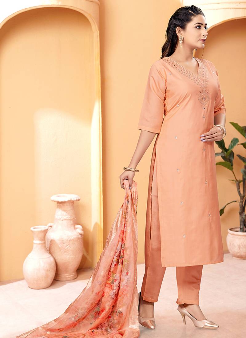 Peach viscose chanderi thread work kurta set