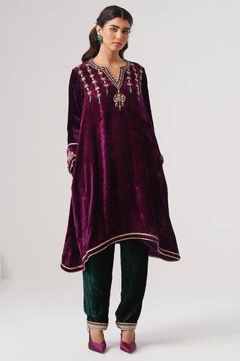 Purple embroidered velvet kurta set