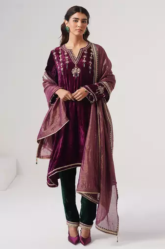 Purple embroidered velvet kurta set