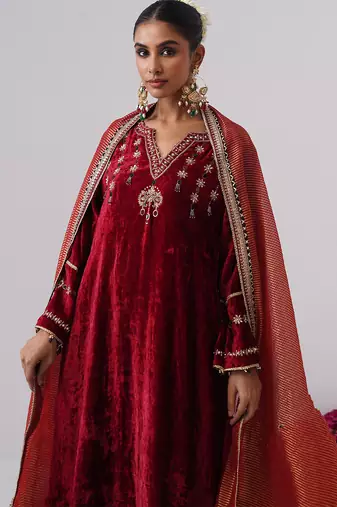 Red embroidered velvet kurta set