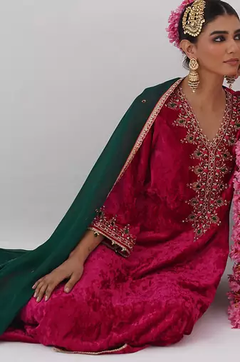 Pink embroidered velvet kurta set