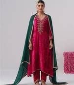 Pink embroidered velvet kurta set